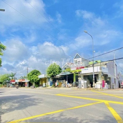 Sụp hầm đất đô thị trung tâm thị trấn đông đúc giáp Cẩm Kim- TP Hội An