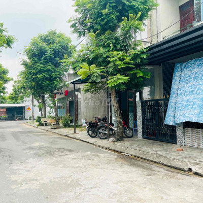 KHU PHỐ CHỢ THANH QUÝT GIÁ TỐT