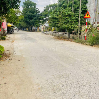 Trục chính Giáo Ái Điện Hồng - Đường chợ Lạc Thành vào