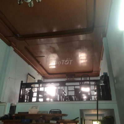 Nhà kiệt ô tô điêj nam đông