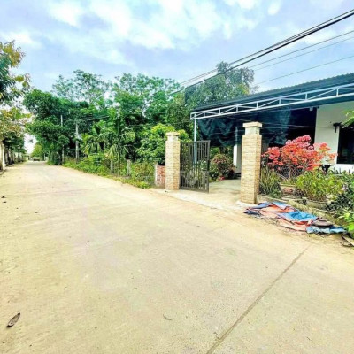 Bán đất mặt tiền DX5 rộng 7m thông thẳng từ dt605 tới cầu quảng đà