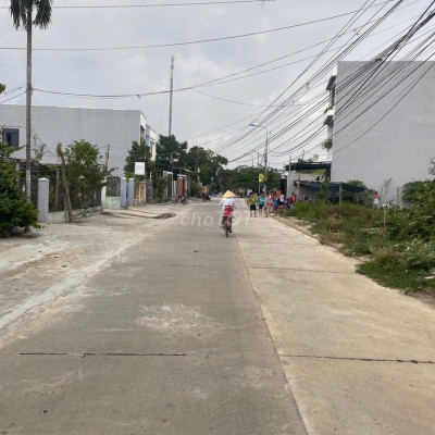 Bán đất vùn ven đà nẵng gần chợ đầu mối hòa phước dt 5x29  đường 8m5