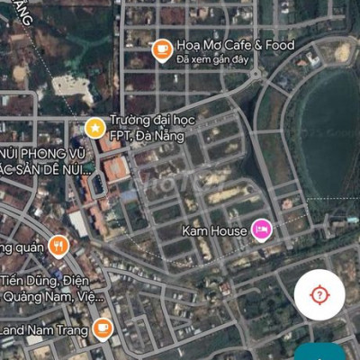 Nhà C4 kiêng cố , sát ĐH FPT