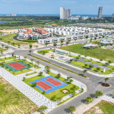 Bán lô đất 90m2 đường 7m5 sát Công Viên trung tâm One World- Đất Quảng