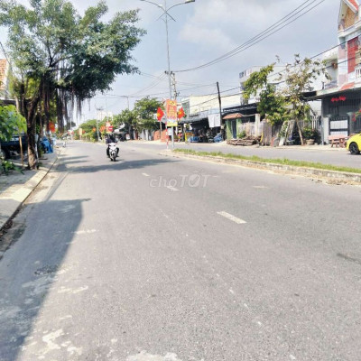 Bán lô đường 27 m dũng sỹ điện ngọc trung thông ra bãi tắm