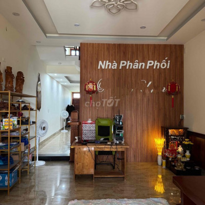 Nhà 3 tầng KPC Nam Phước khu vực kinh doanh sầm uất, dân cư đông