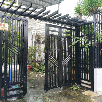 Nhà cấp 4 kiên cố đã lên 1 mê, gần chợ mười giờ