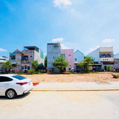 Cần bán lô đất khu Sala Ái Nghĩa ngay trung tâm thị trấn, Dt 164m2 ODT