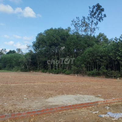 Bán lô đất vị trí cực đẹp, ngang 11m - diện tích rộng 200m2