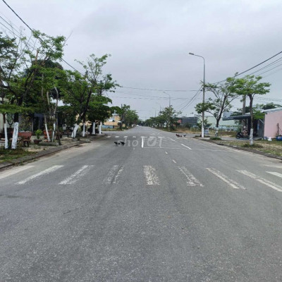 ĐẤT TRỤC CHÍNH ĐƯỜNG 23 Mét  (Đường 11m, lề 6m)