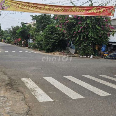 Chính chủ bán nhà mặt tiền khu phố sầm uất gần phố cổ