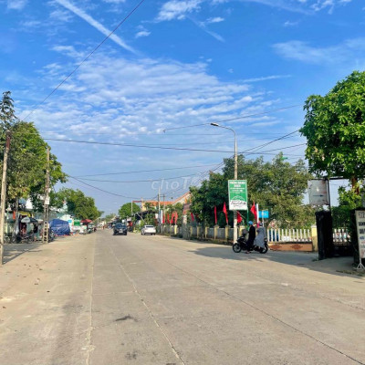 Chào bán 3 lô liền kề view đồng nằm gần ngay khu Phố Chợ Nam Phước