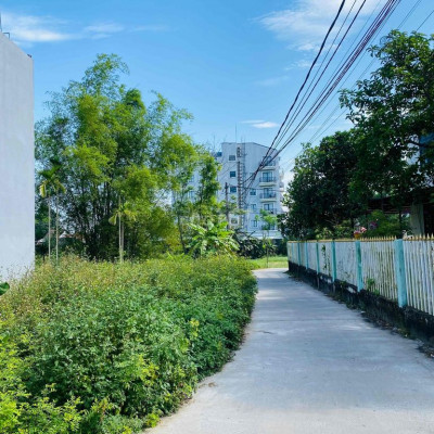 Bán lô góc 2 mặt tiền sát đường chính giá chỉ 1 tỷ hơn xíu