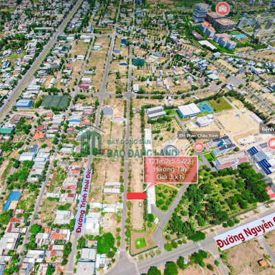 121m2 sát Bệnh viện ĐH Y - giá 3.1 tỷ