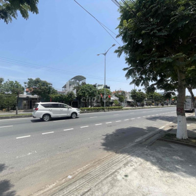 Bán gấp đất Điện Bàn mặt tiền ngã tư Điện Ngọc