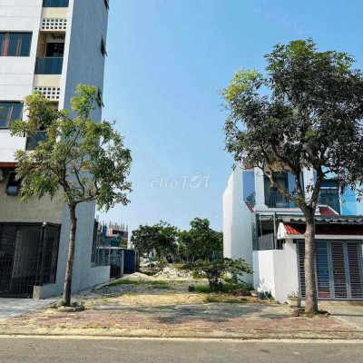 đất đường Mai Xuân Thưởng cạnh FPT city