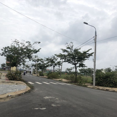 CHÍNH CHỦ BÁN LÔ ĐẤT MẶT TIỀN KHU ĐÔ THỊ GREEN CITY SÁT BIỂN VIÊM ĐÔNG