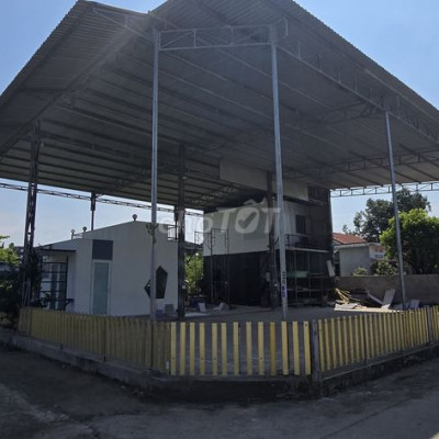 NHÀ XƯỞNG KHANG TRANG - 2 MẶT TIỀN VUÔNG VỨC RỘNG THOÁNG