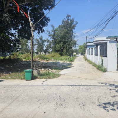 Chính chủ bán lô đất trung tâm phường  điện ngọc. Hỗ trợ vay.