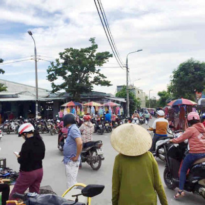 Bán nhanh lô đất mặt chợ Điện Nam Trung 100m2, vị trí kinh doanh