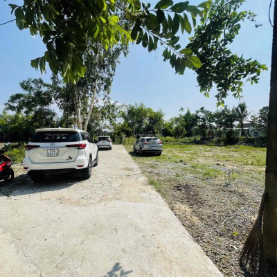 Siêu víp, Lô đất cách đường Trầm Nhân Tông Vĩnh Điện đúng 100m