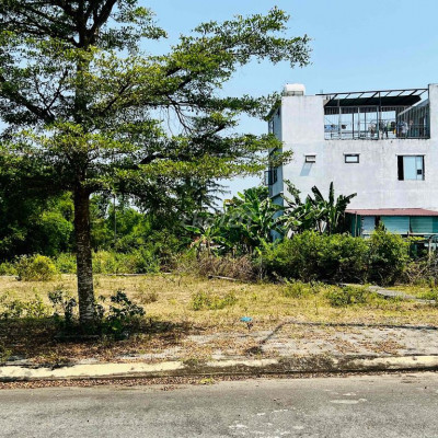 Chào bán lô 171m2 đối diện công viên, sát sông cạnh biển