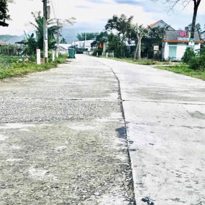 Đất MT đường chính ĐH Quế Xuân 2, gần 1100m2, 200m2 đất ở, 1.150tr