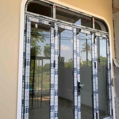 Nhà mê lửng mới xây Tứ Ngân Điện Ngọc