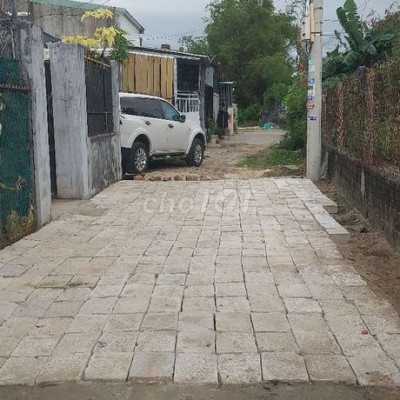 KẸT TIỀN CẦN BÁN NHÀ VÀ ĐẤT ĐIỆN NGỌC