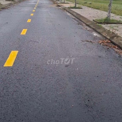 BÁN ĐẤT ĐƯỜNG 11M5, SẠCH ĐẸP, GIÁ 1.3 TỶ. RẺ NHẤT THỊ TRƯỜNG