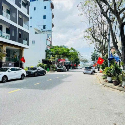 Nếu bạn muốn lô đất diện tích lớn, sát ĐH FPT, đừng bỏ qua: