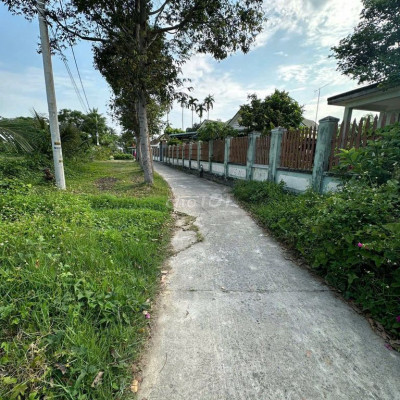 Chính chủ cần tiền bán đất Điện hòa 595tr Bên hông ủy ban Điện hòa