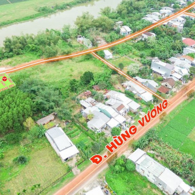 8 lô view sông, nằm sát tỉnh lộ 610B giá chỉ nhỉnh 400