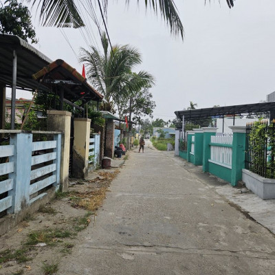 CHÍNH CHỦ BÁN LÔ ĐẤT  TT  PHƯỜNG ĐIỆN NGỌC. CẠNH KĐT SỐ 9 VÀ 7B