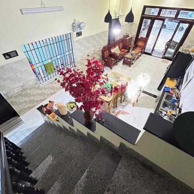 🎉NHÀ GARA-4PN-ĐƯỜNG 35M-MẶT TIỀN NGUYỄN TẤT THÀNH CHỈ 6.2 TỶ.