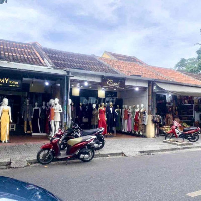 Bán căn nhà vườn 403m - Mặt tiền đuòng 10,5m -Hội An -giá 10,9 tỷ