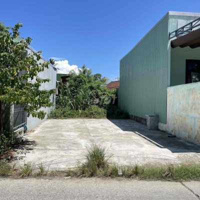 Đất đường bê tông 5,5m Khối Phố Thanh Quýt 1