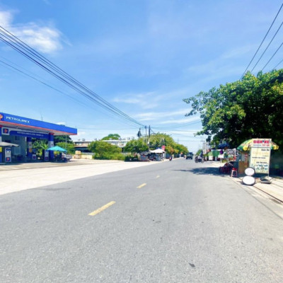 HÀNG KÍN -Mặt tiền ngang 6m8 sát lô góc cực đẹp ven TP Hội An