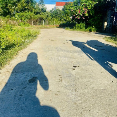 Bán   góc 2 mt phường điện thắng  giá 985tr Thích hợp làm nhàvuon