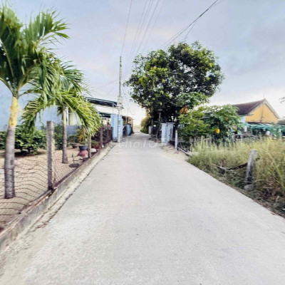 chủ cần tiền đáo hạn ngân hàng, cần bán lô bê tông Điện Nam Trung