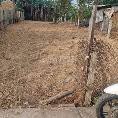 CẦN TIỀN BÁN NHANH LÔ BÊ TÔNG TỨ CÂU-ĐIỆN NGỌC-DT 303,5M,SẠCH ĐẸP