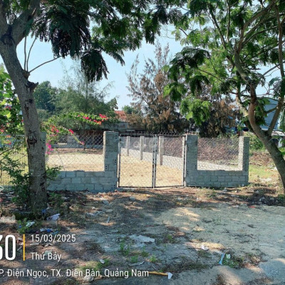 Chính chủ cần bán 151m2 gần ĐH FPT sạch đẹp, đối diện block biệt thự