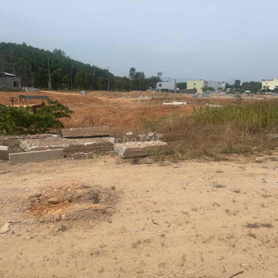 cần Bán Đât Đồng khởi