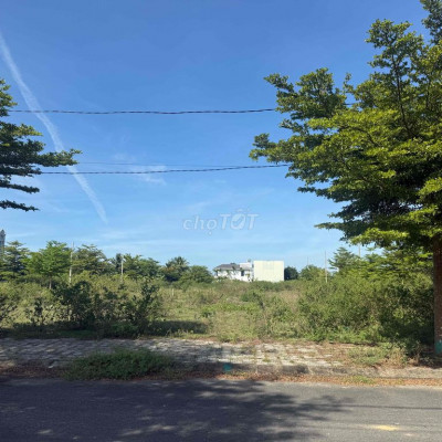 bán đất sentosa đường 7m5 lề 5m dt 6x24=144m2 giá bán 2ty550