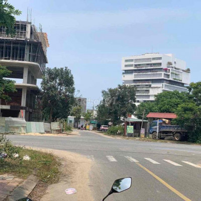 FPT ! MT Đg ĐAO TÂN ĐÔI DIỆN TRƯƠG FPT KHU TDC 1B 150M GIA CHI 4t050