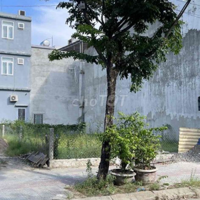 Chủ đi mỹ cần bán lô biệt thự sát fpt giá hạt dẻ