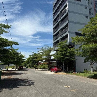 chỉ 2ty750 có ngay loi đất 144m2 đường 7,5m gần ks