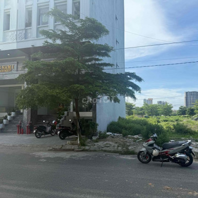 ngang 10 dài 20 đối diện khách sạn giá siêu đầu tư