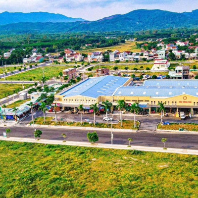 BÁN LÔ ĐẤT SÁT KHU PHỐ CHỢ TRUNG TÂM ĐÔNG PHÚ VỊ TRÍ VÀNG