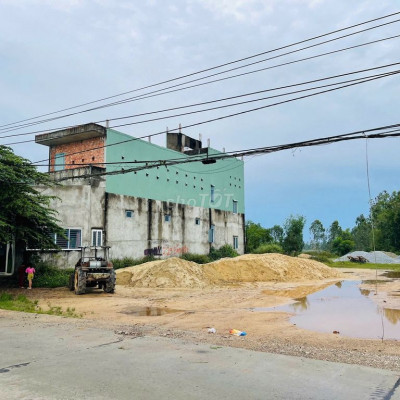 Vốn nhỏ sổ đỏ sát đường lớn, cách chợ Quán Gò 800m, 114m2, lô góc